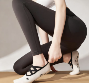 Pilates 100 Ballet Grip Socks